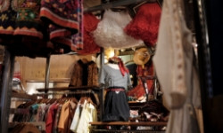 vintage-clothing-shops