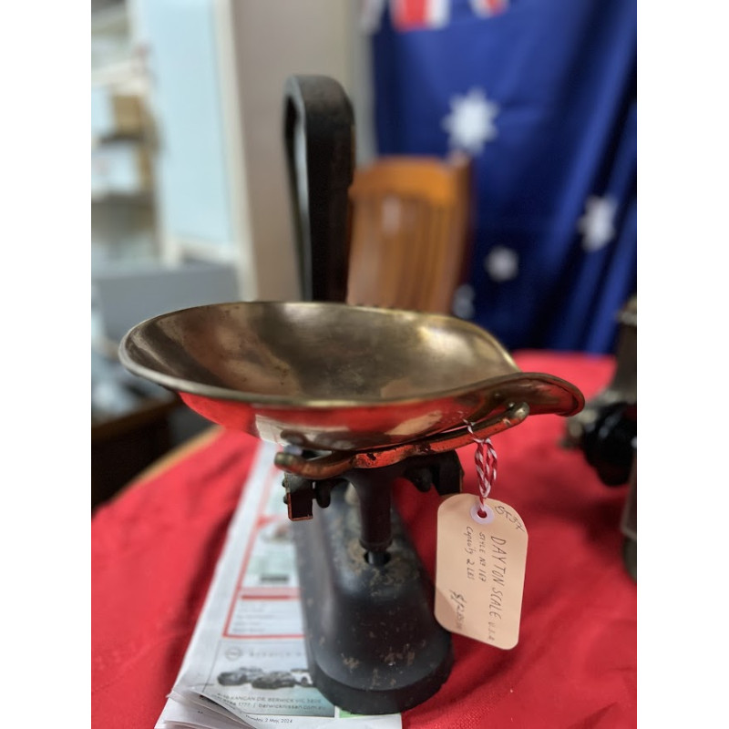 Antique Horse Buggy Lamp