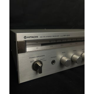 1980's Hitatchi AM-FM Stereo Receiver
