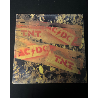 1975 'TNT' -ACDC