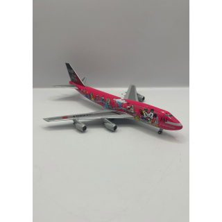 Boeing 747-400 Model Plane